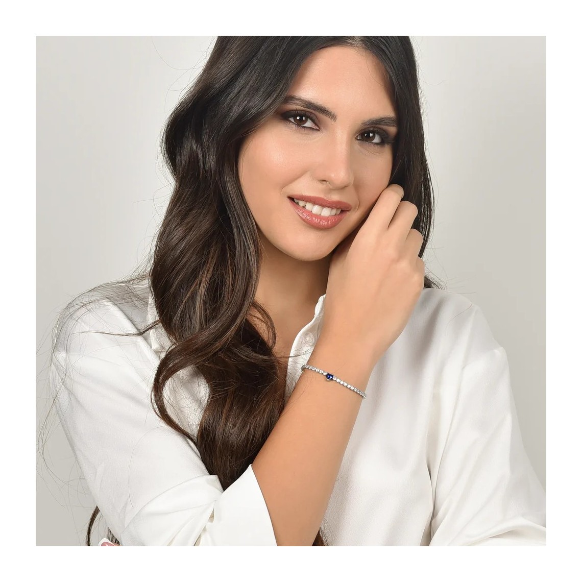 Luca Barra Bracciale da Donna Bracciale in Acciaio con Cristalli Bianchi e Cuore Cristallo Rosa. La referenza è bk2281
