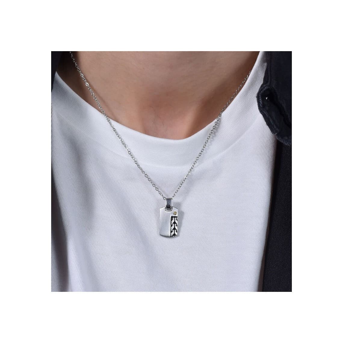 COLLANA UOMO IN ACCIAIO CON ELEMENTO