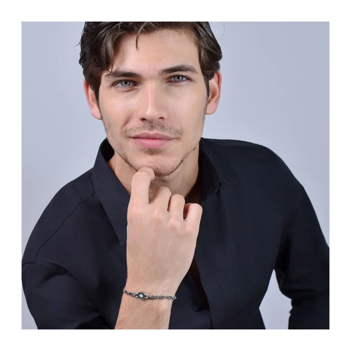BRACCIALE UOMO IN ACCIAIO CON ROSA DEI VENTI