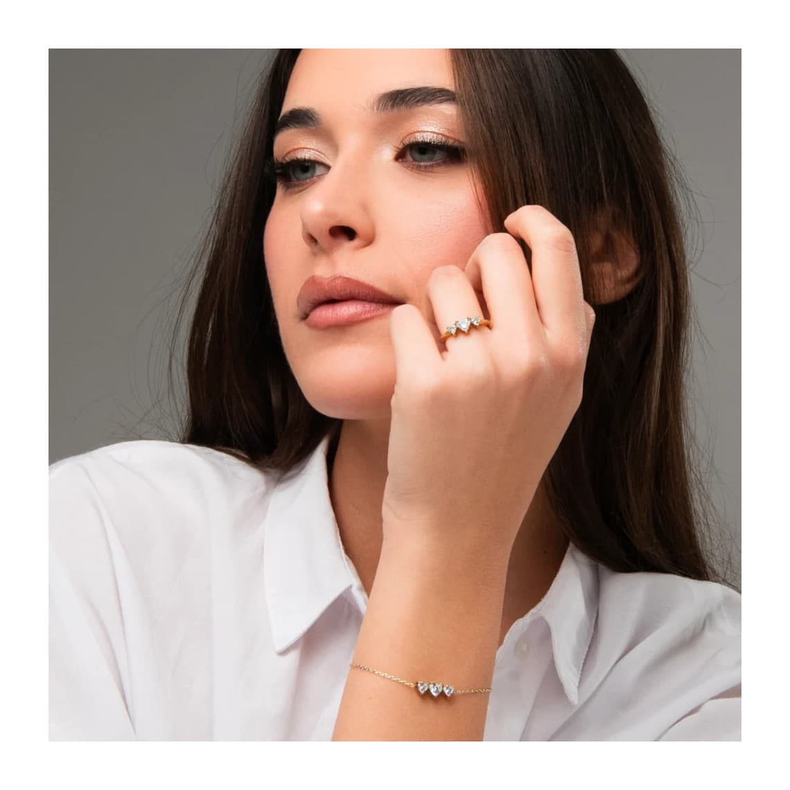 Bracciale in acciaio IP Gold Con Cuori e Zirconi Bianchi BK2948