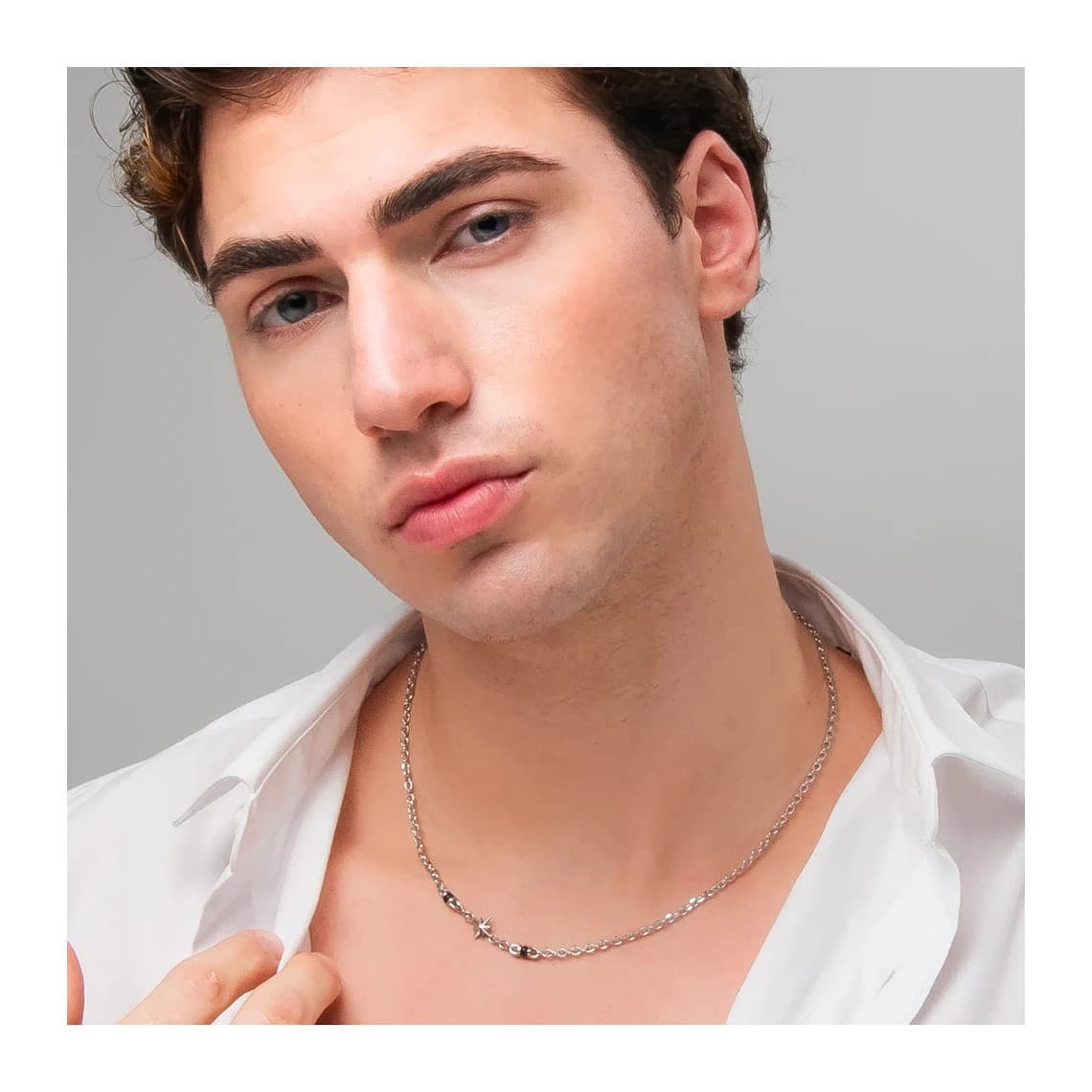 Collana uomo in acciaio con ancora zircone nero CL368