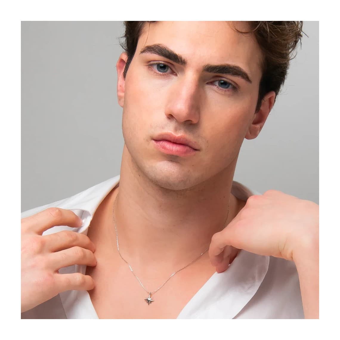 Collana uomo in acciaio con rosa dei venti CA541