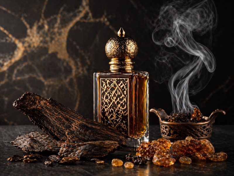 Cos'è l'oud nei profumi arabi e come si usa